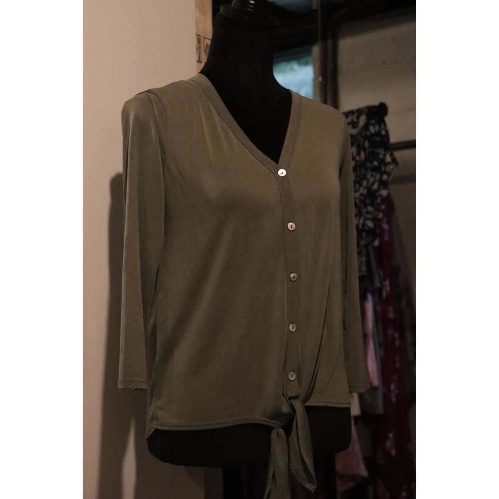 Green Envelope Los Angeles Army Green Top Size S